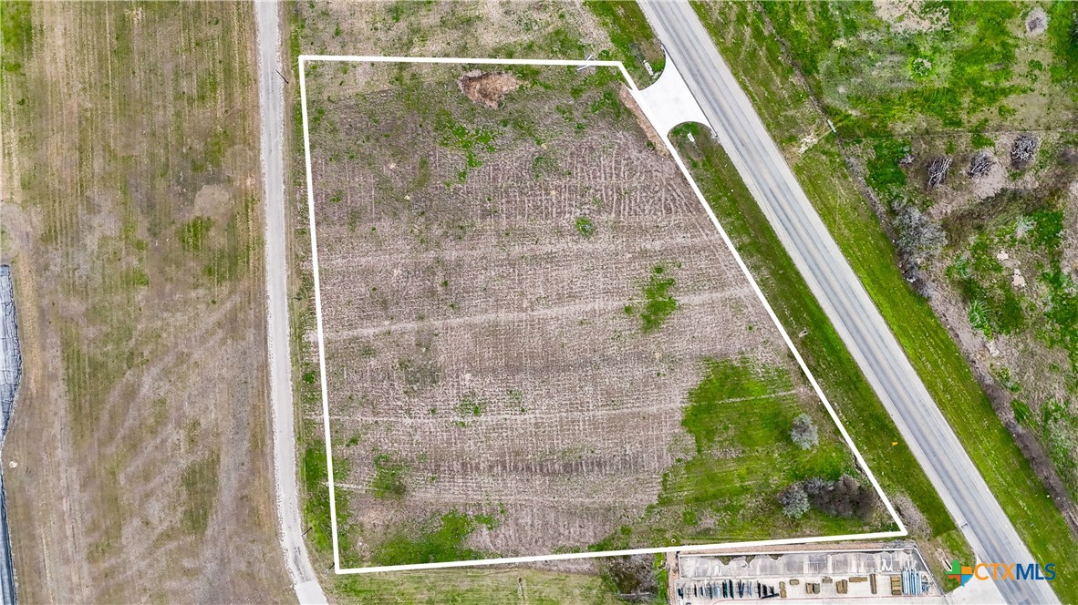 2700 Us-183 Property Photo 3
