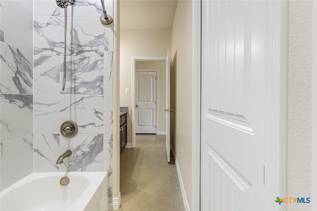 3410 Shoreline Drive Property Photo 11