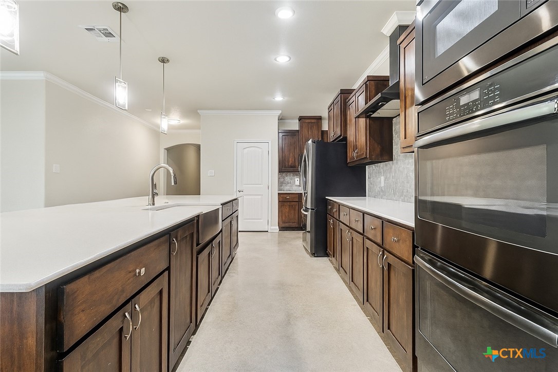 3410 Shoreline Drive Property Photo 13