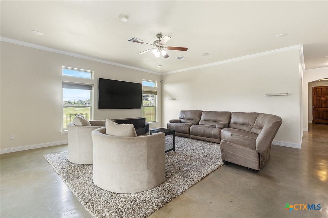 3410 Shoreline Drive Property Photo 14