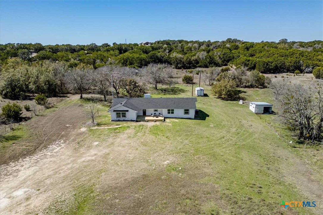 451 Burt Lane Property Photo