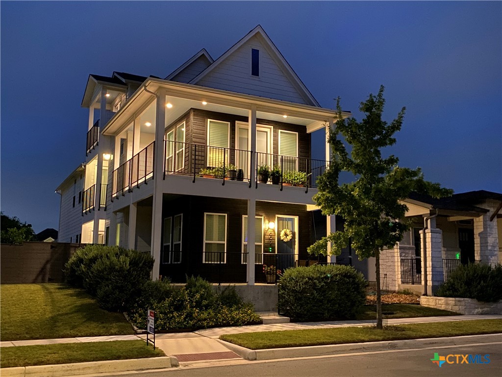 605 Creekside Common Property Photo 4
