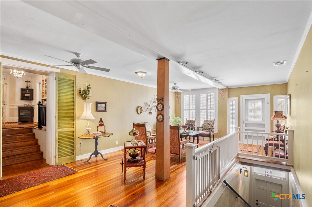 102-110 N Courthouse Square Property Photo 4