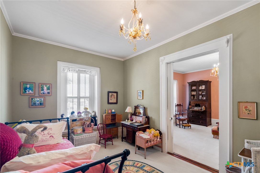 102-110 N Courthouse Square Property Photo 24