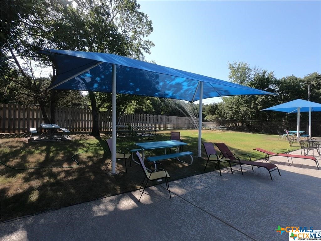 16353 Charlya Drive Property Photo 4