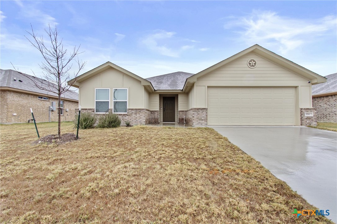 1761 Dryden Property Photo