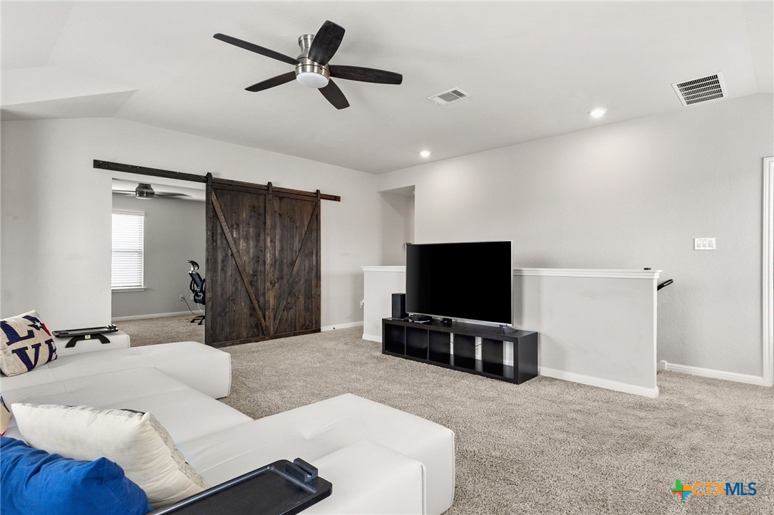 1260 Carl Glen Property Photo 14