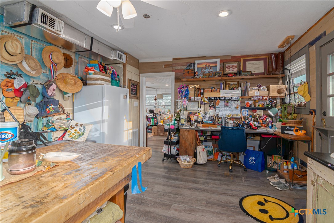 7150 Linne Road Property Photo 23