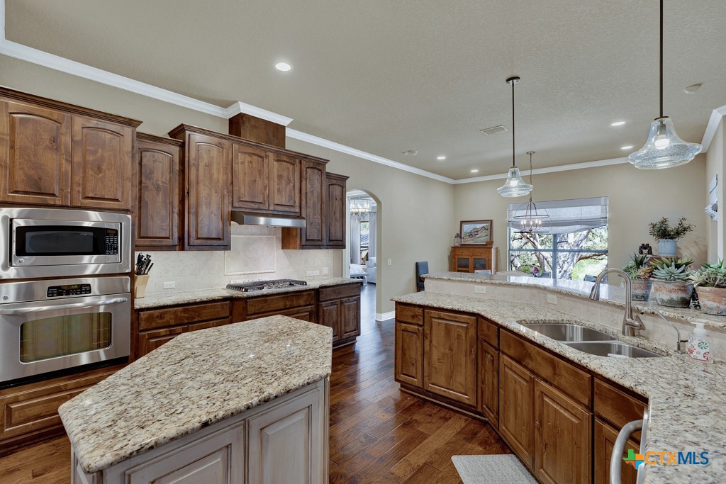 161 Shady Hollow Property Photo 13