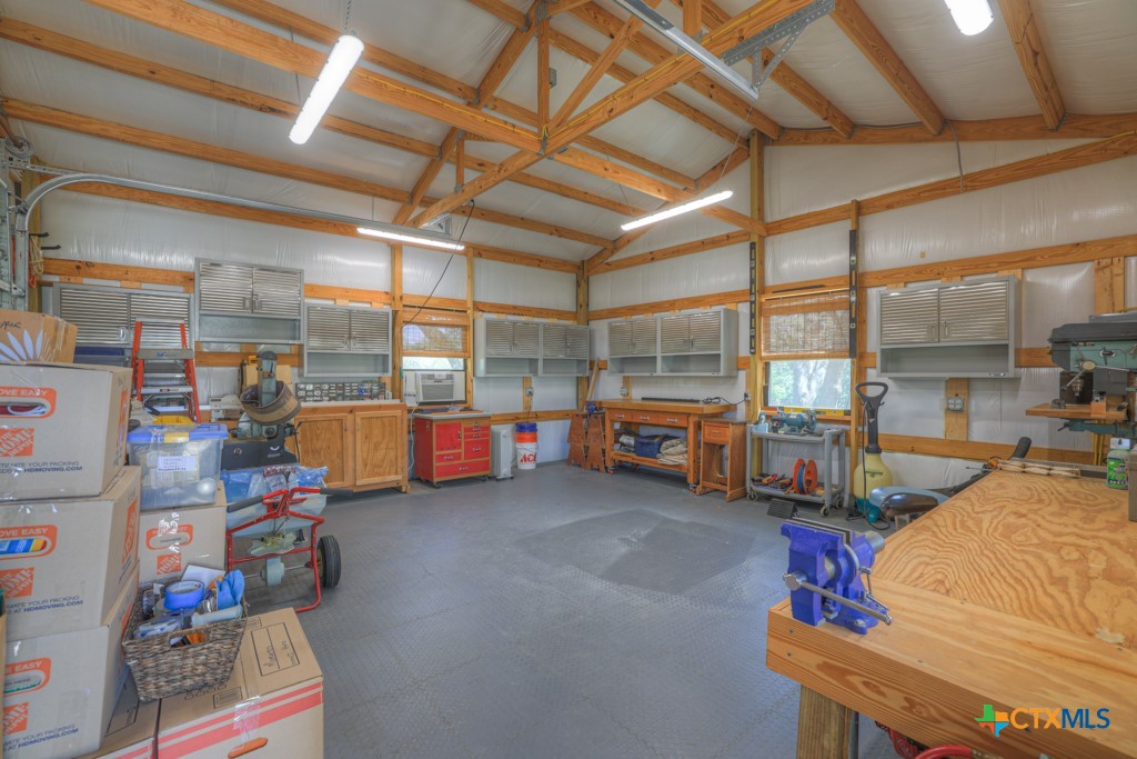 161 Shady Hollow Property Photo 32