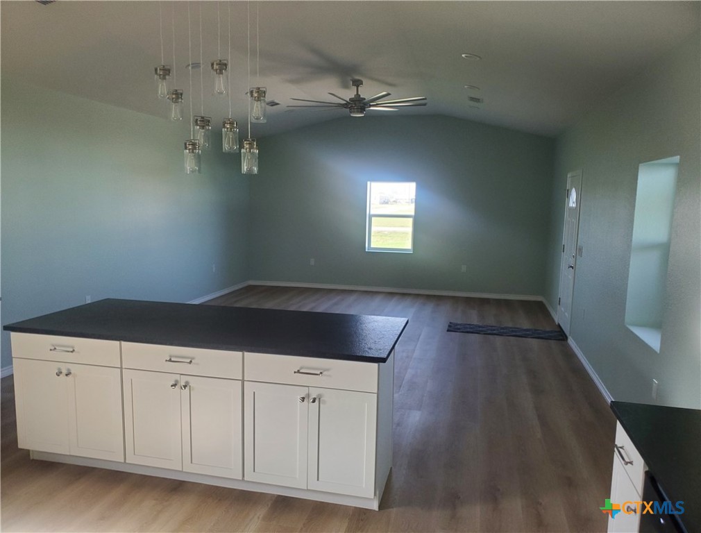 1211 W Houson Avenue Property Photo 6
