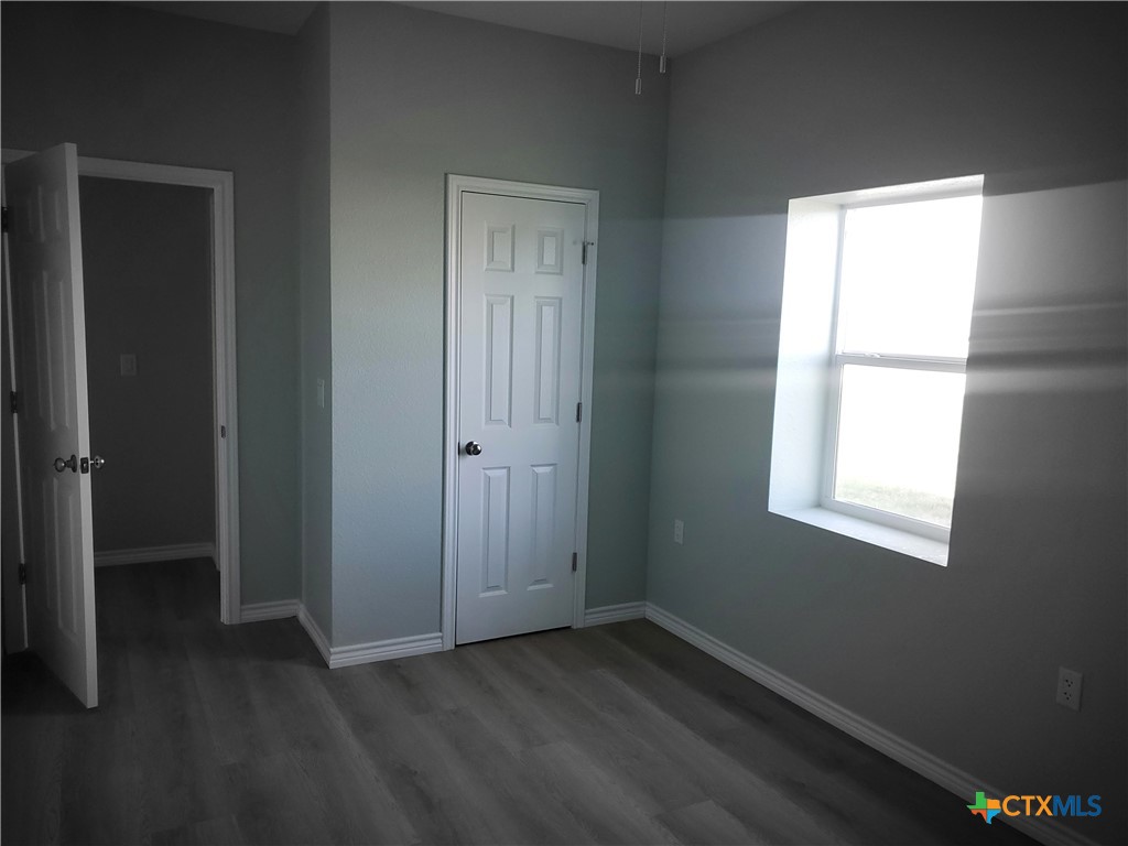 1211 W Houson Avenue Property Photo 18
