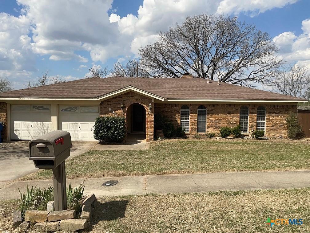 631 Manning Drive Property Photo