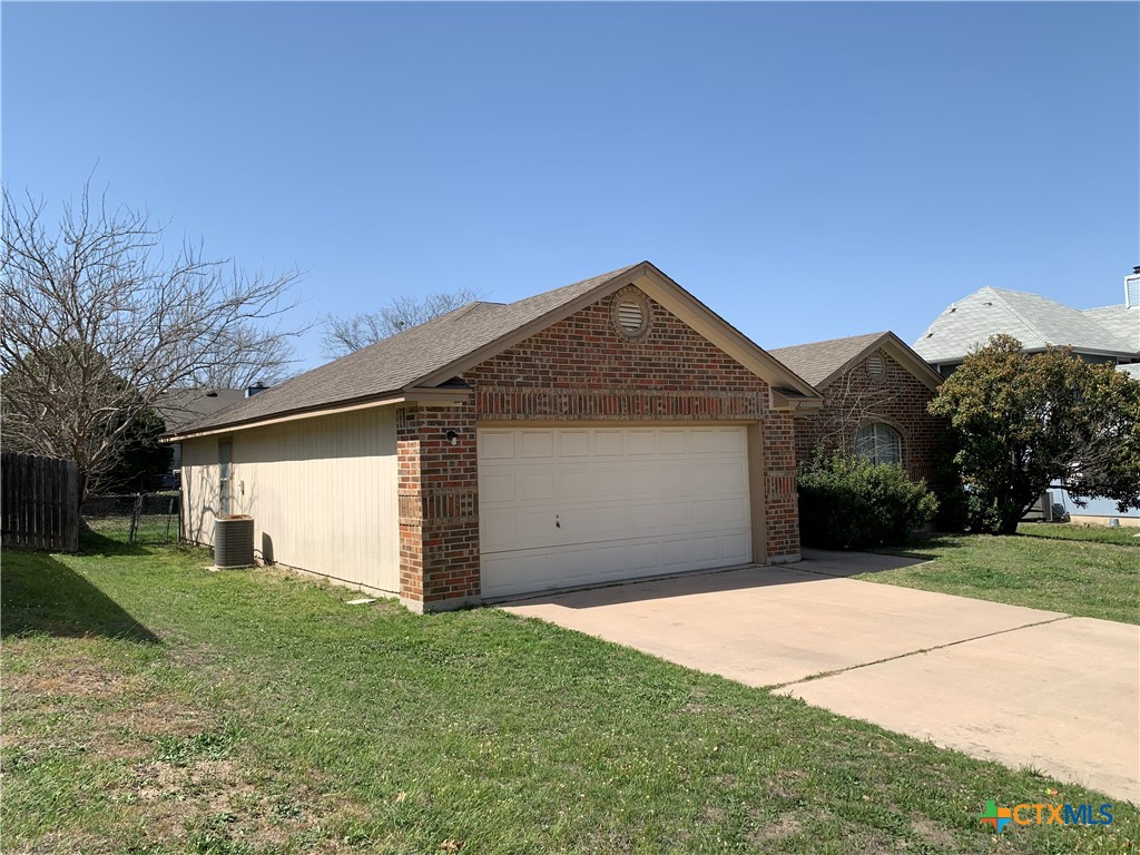 2703 Larkspur Drive Property Photo 16