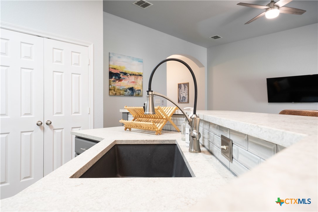 5410 Foxhill Road Property Photo 17