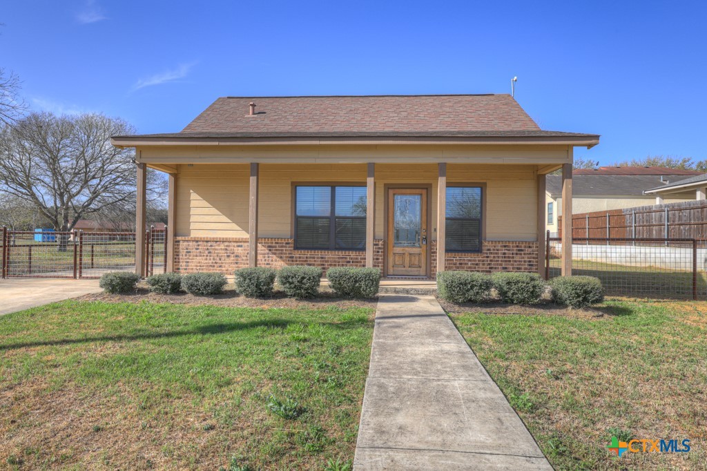 1607 2nd Street Property Photo