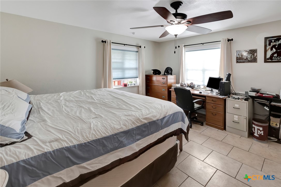 105 Copano Cove Road Property Photo 13