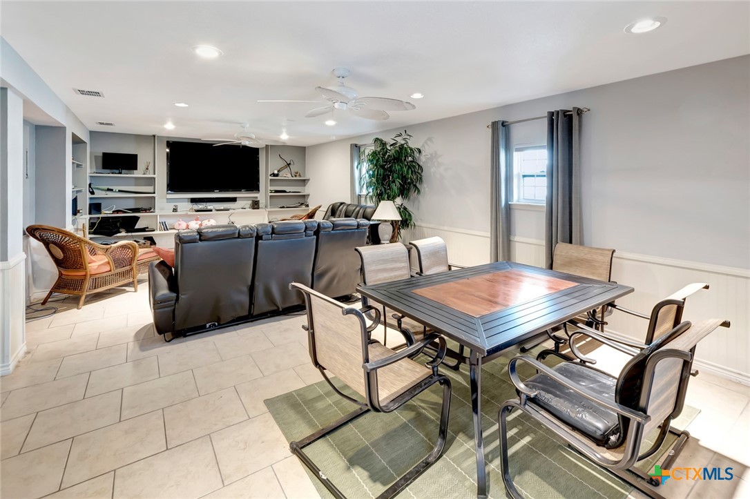 105 Copano Cove Road Property Photo 20