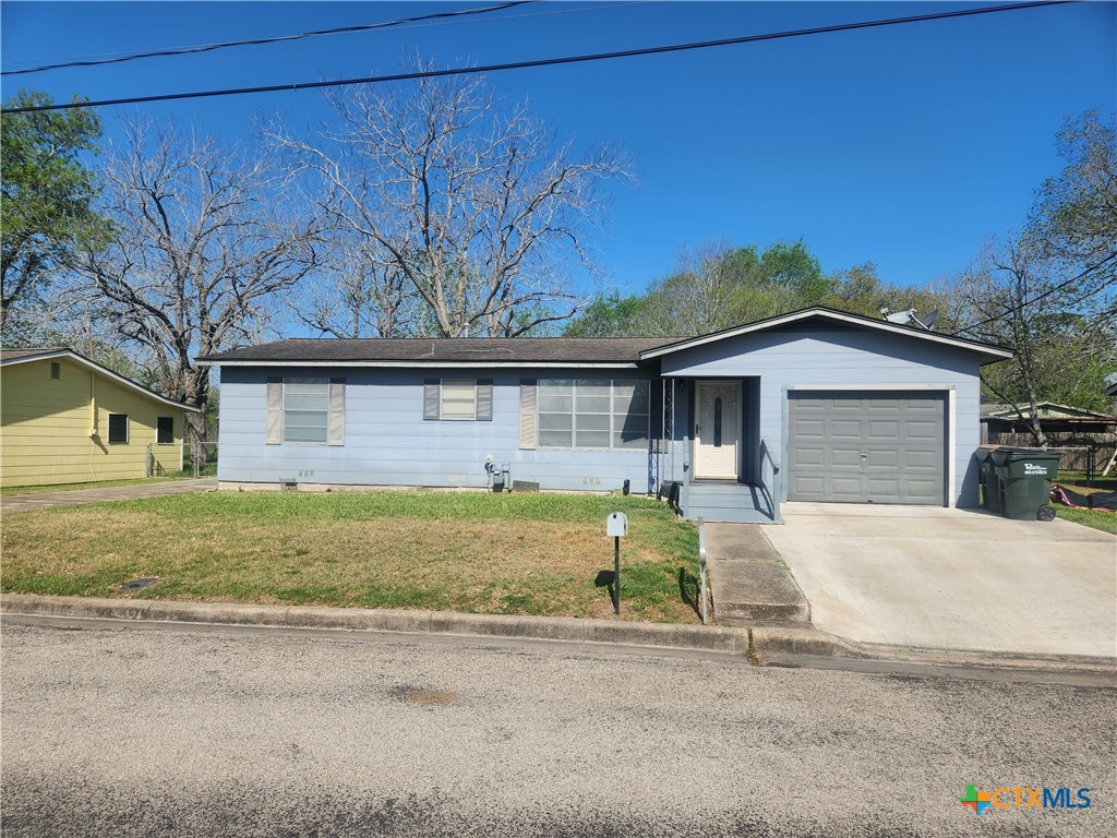 409 W 14th Street Property Photo
