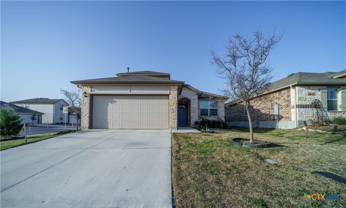 630 Golden Grove Parkway Property Photo 2