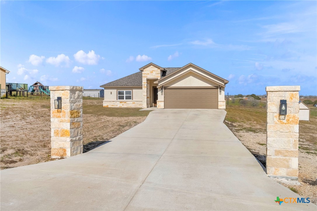510 Lazy Oak Lane Property Photo