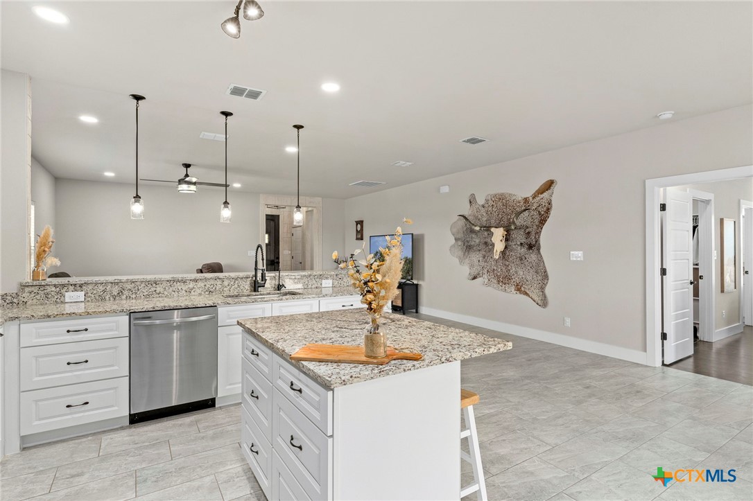 510 Lazy Oak Lane Property Photo 17