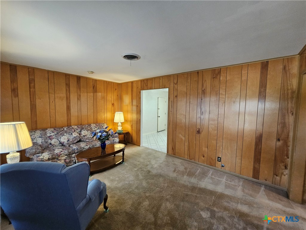 1305 Alta Mira Drive Property Photo 7