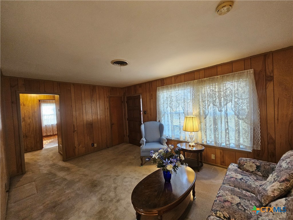 1305 Alta Mira Drive Property Photo 8