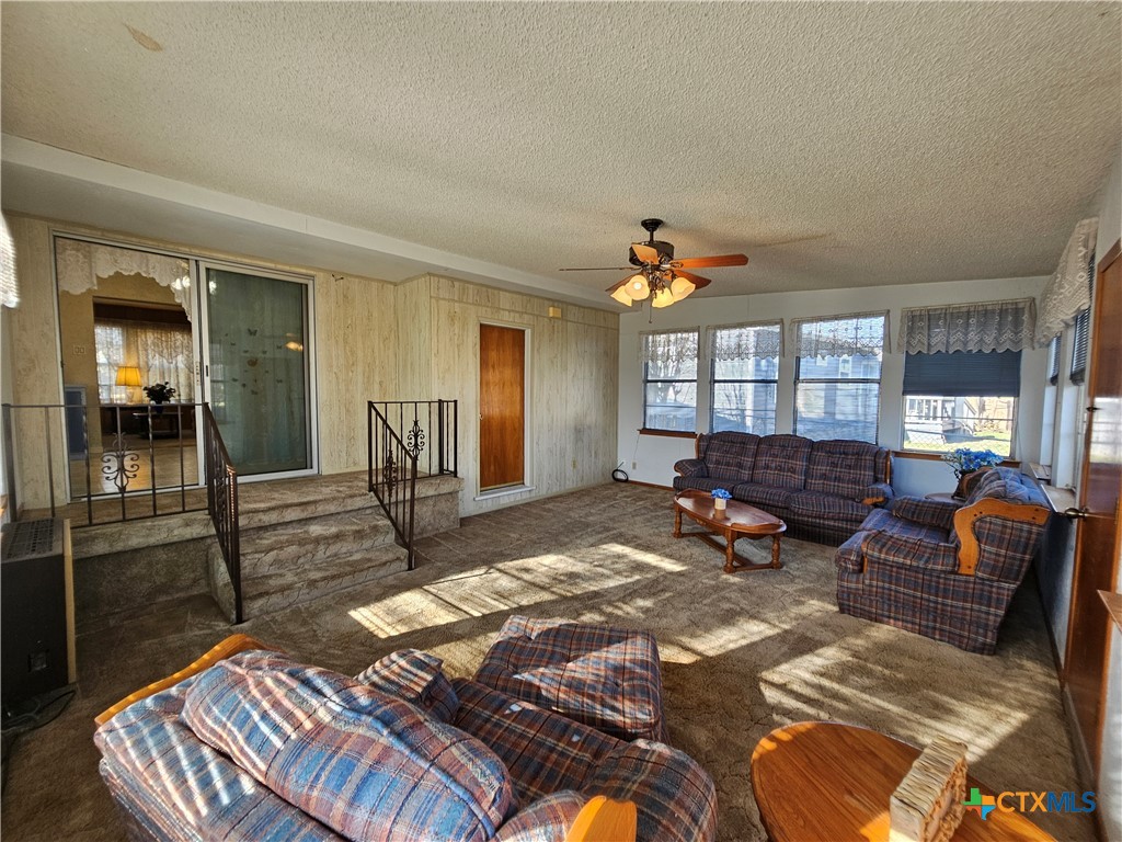 1305 Alta Mira Drive Property Photo 15