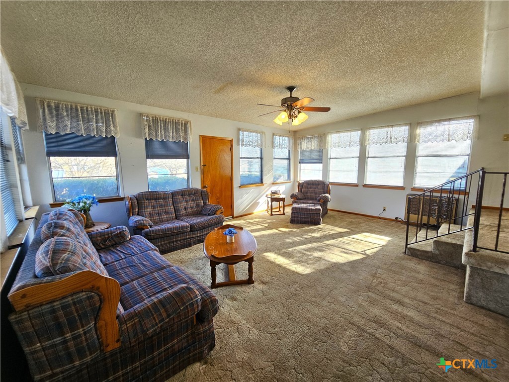 1305 Alta Mira Drive Property Photo 16