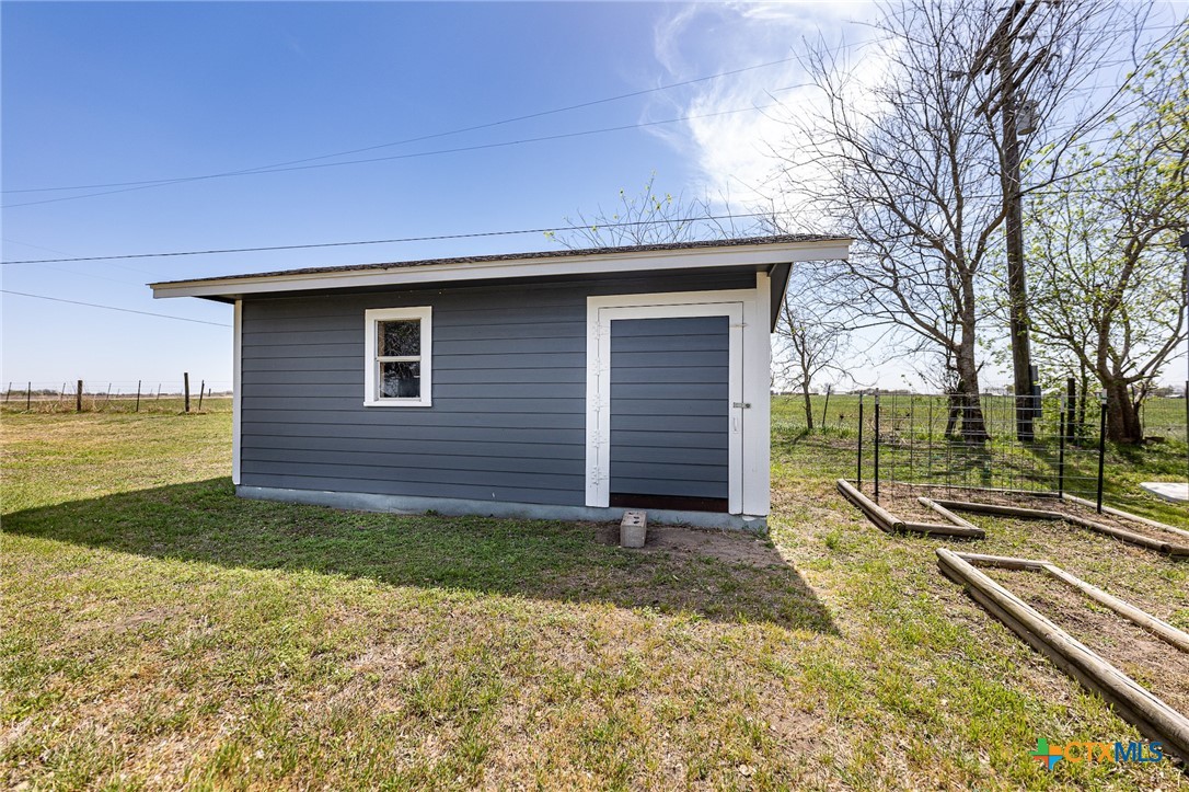 985 County Road 301 Property Photo 25