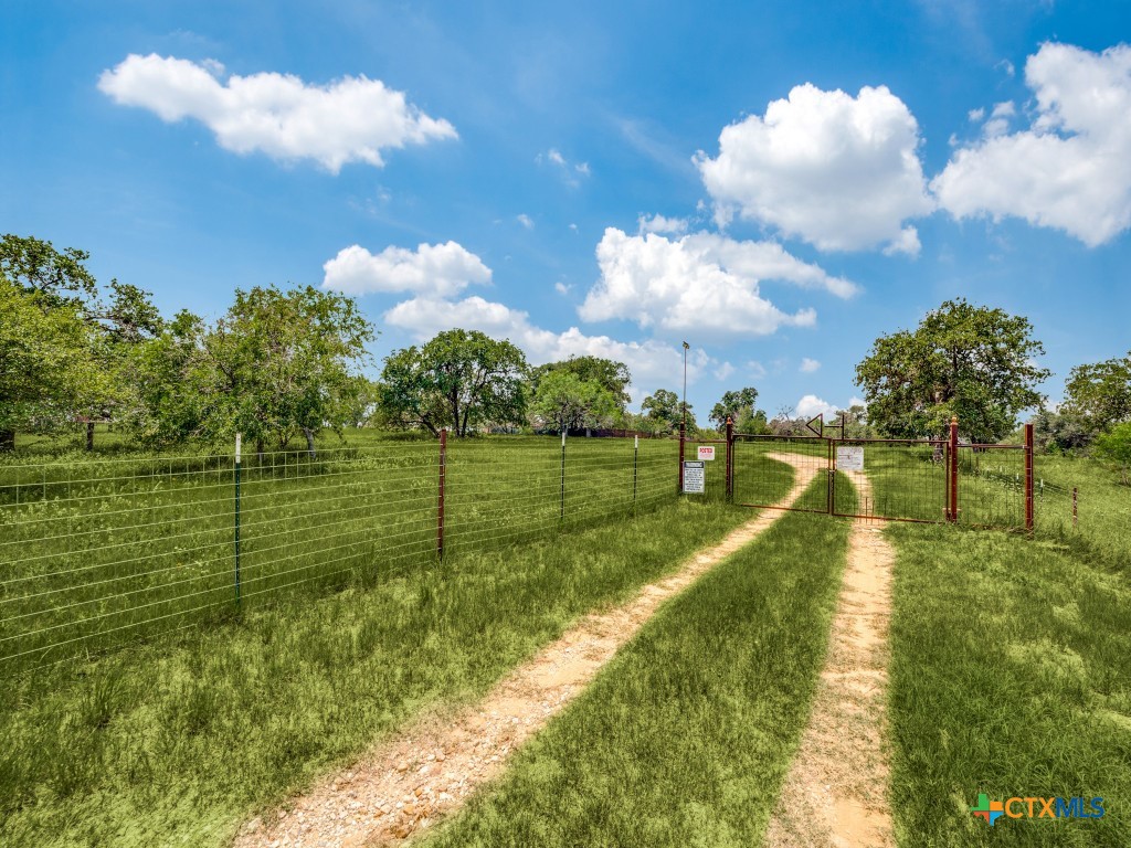 12505 W Fm 476 Property Photo 16