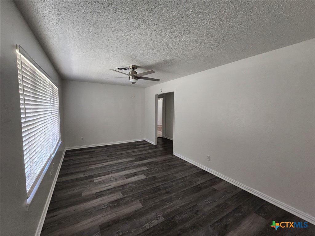 1700 Estelle Avenue Property Photo 9