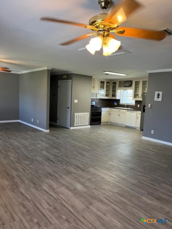 615 Hoskins Broadway Street Property Photo 3