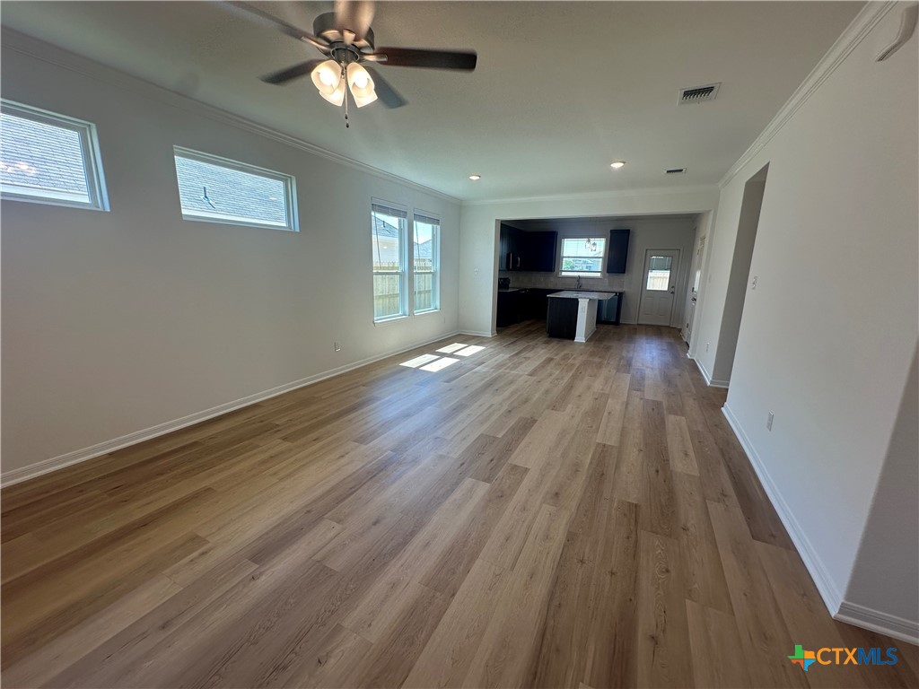 7813 Smoke Creek Lane Property Photo 6