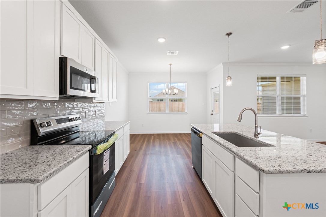 7906 Timber Hollow Lane Property Photo 19