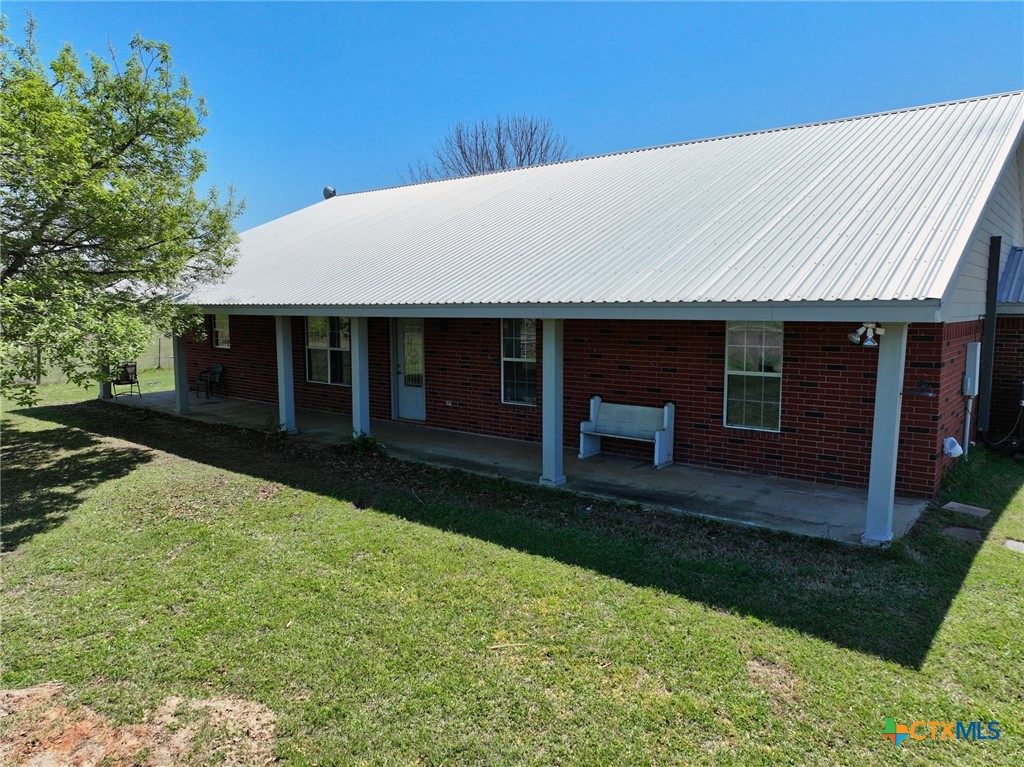 1204 Fm 2095 Property Photo 1