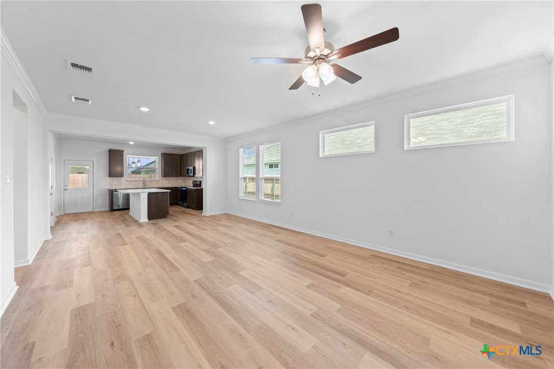 7814 Timber Hollow Lane Property Photo 9