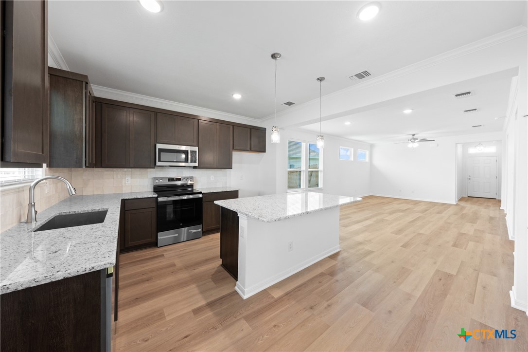 7814 Timber Hollow Lane Property Photo 17