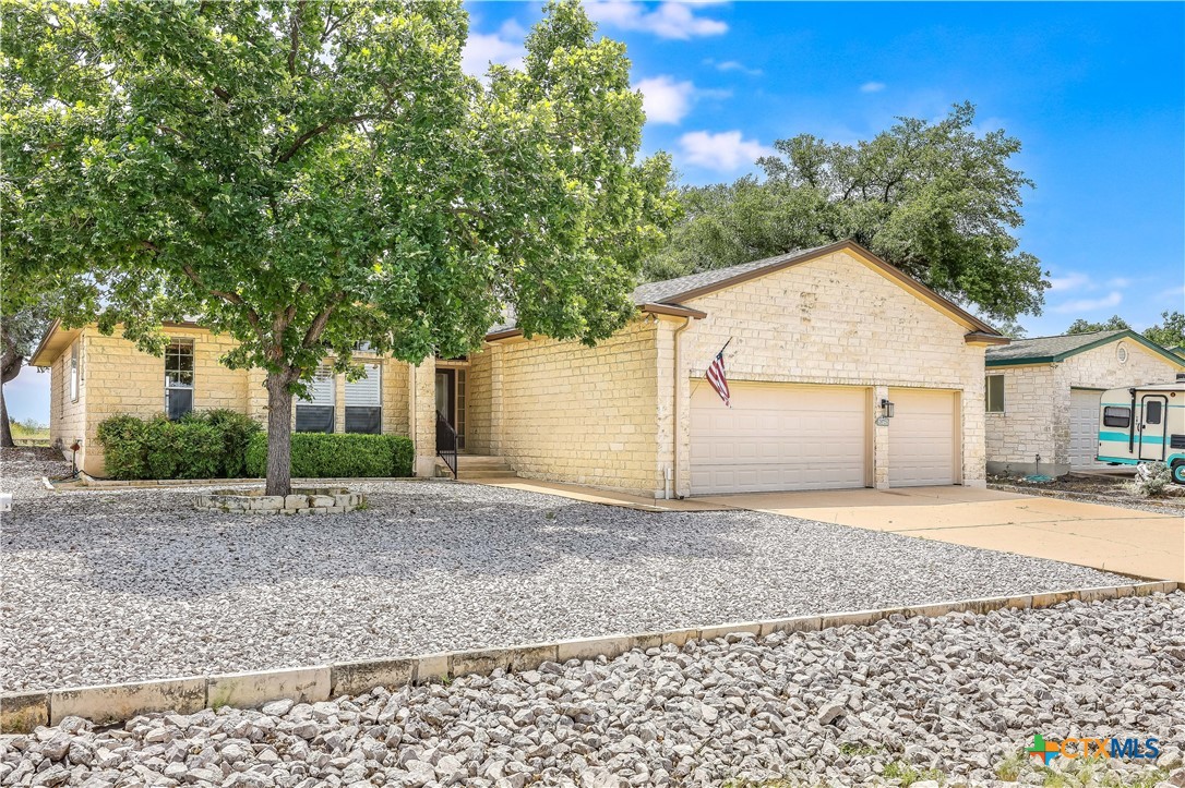 20725 Henry Avenue Property Photo 1