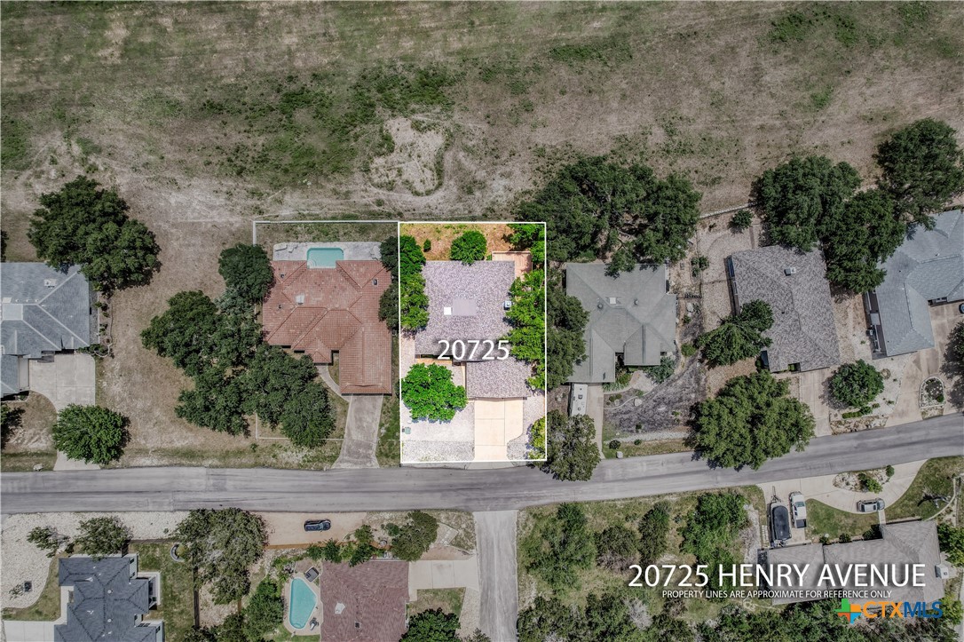 20725 Henry Avenue Property Photo 22