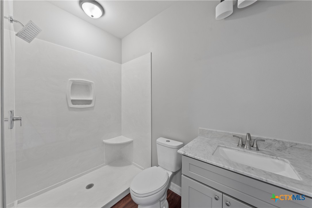1009 St Louis Street Property Photo 16