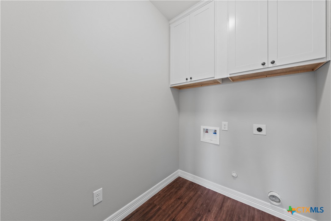 1009 St Louis Street Property Photo 22