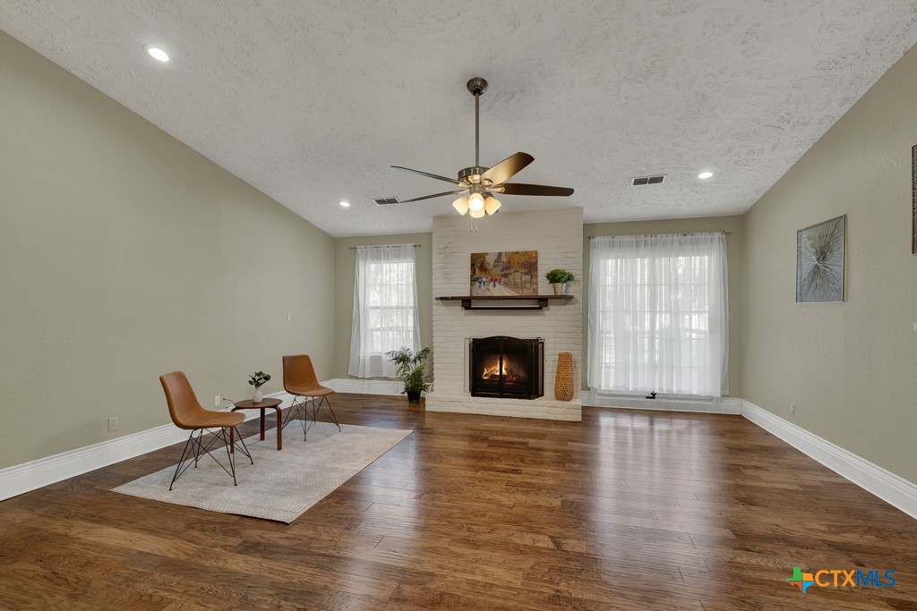 7 Brookhollow Drive Property Photo 8