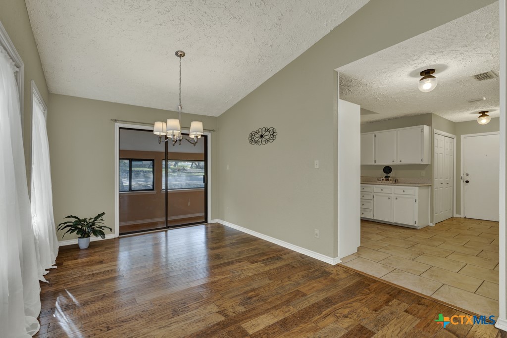 7 Brookhollow Drive Property Photo 12