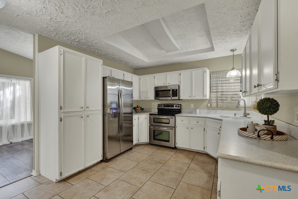 7 Brookhollow Drive Property Photo 14