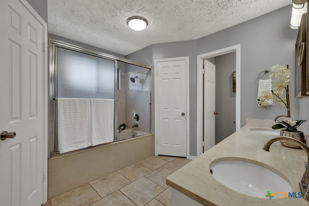 7 Brookhollow Drive Property Photo 22