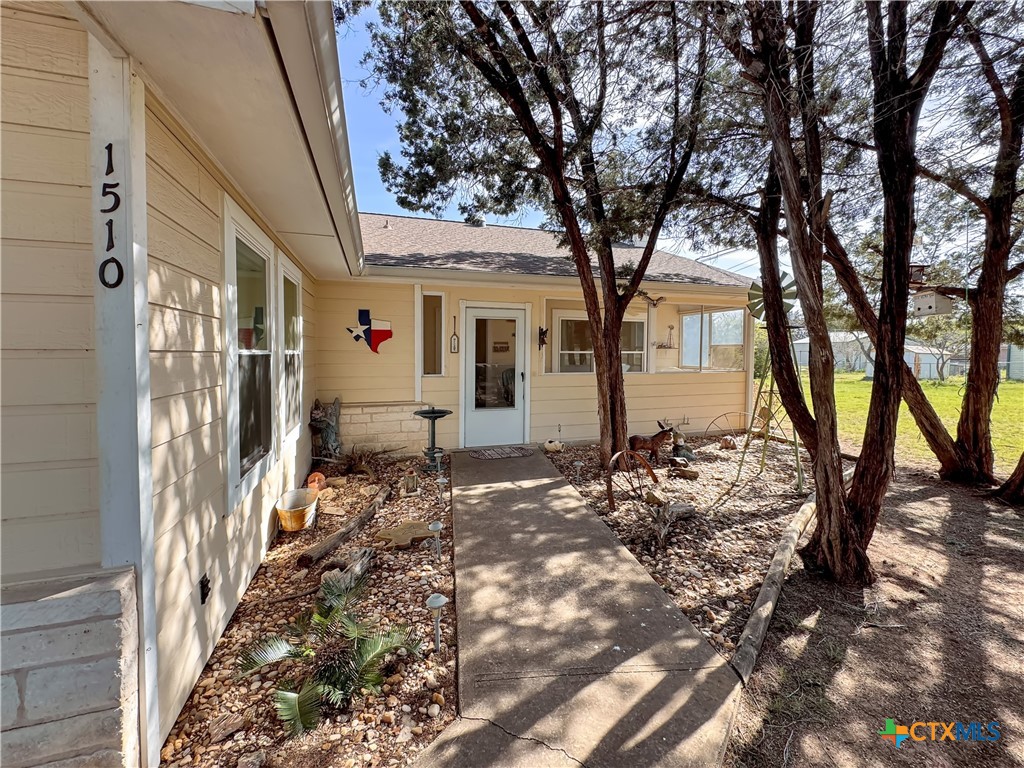 1510 Green Hill Drive Property Photo 3