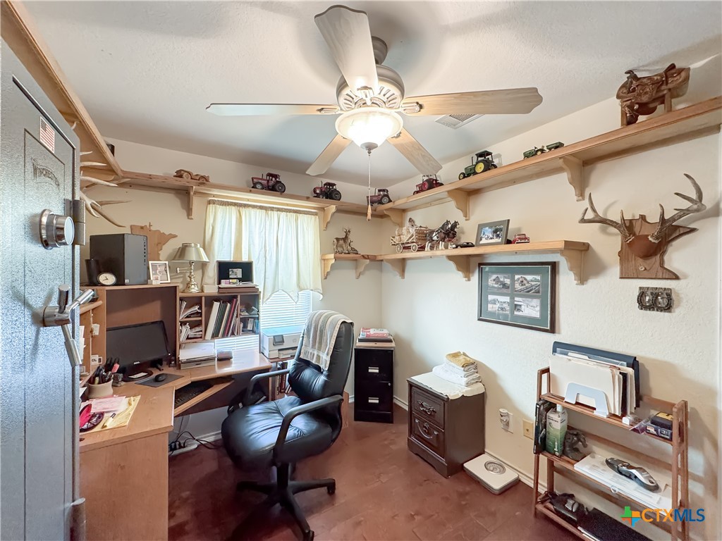 1510 Green Hill Drive Property Photo 24