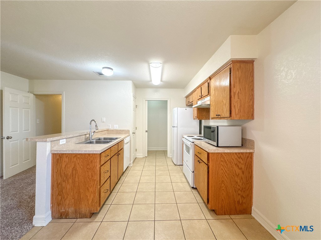 820 N Beal Street Property Photo 9